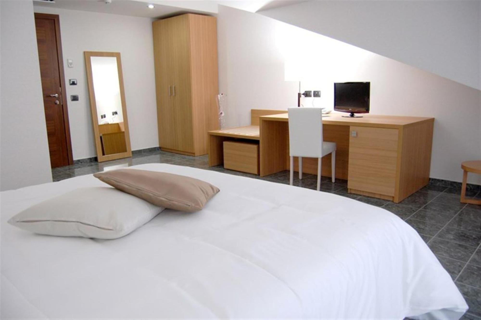 Vea Resort Hotel แมร์คาโต ซาน เซเวริโน ภายนอก รูปภาพ