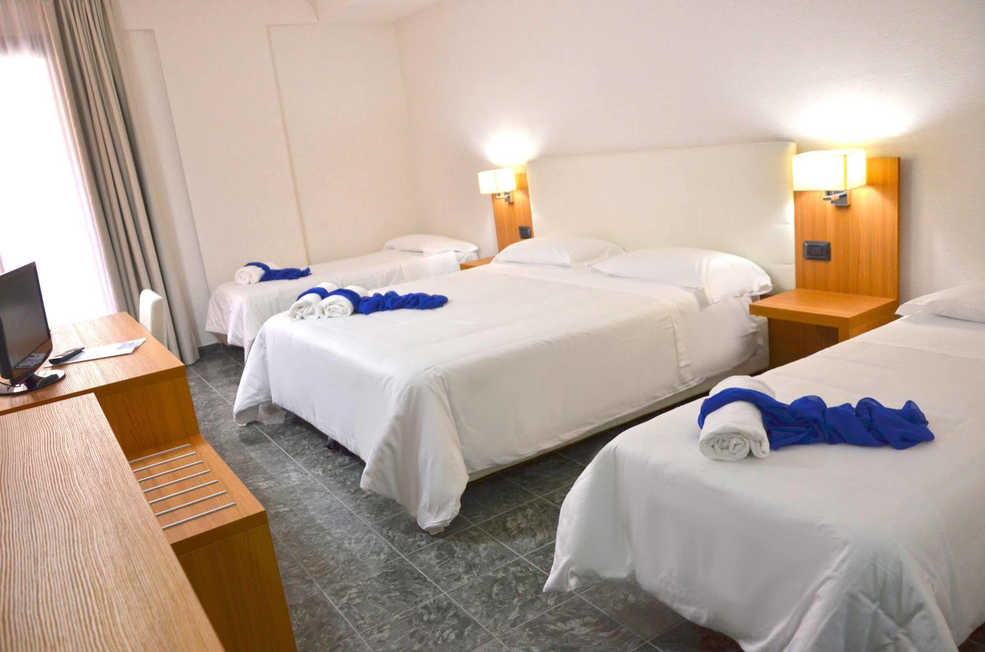 Vea Resort Hotel แมร์คาโต ซาน เซเวริโน ภายนอก รูปภาพ